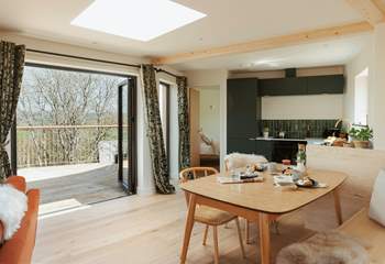 Dine in style with countryside views as your backdrop. 