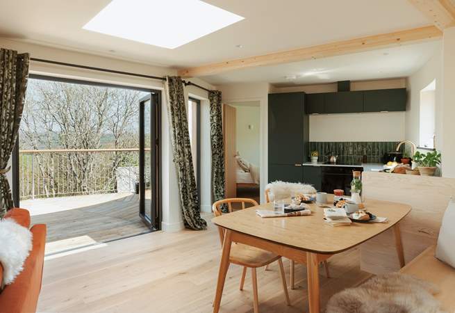 Dine in style with countryside views as your backdrop. 