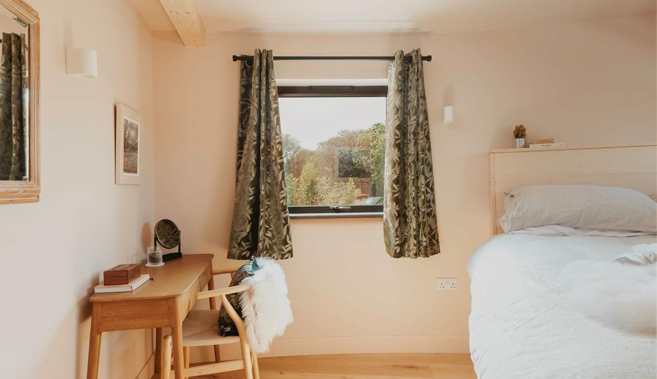 Enjoy leisurely lie-ins, wrapped in nature. 