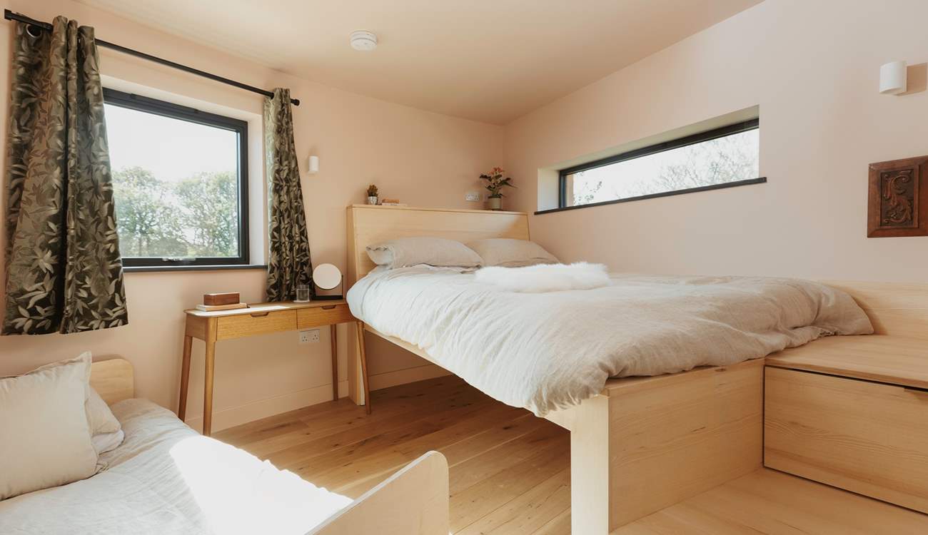 With a pull out single bed for an extra guest. 