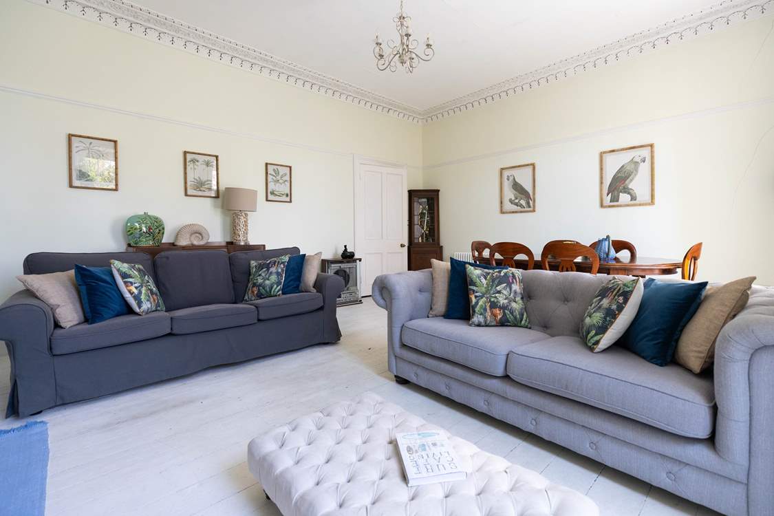 There is plenty of space for everyone on the sofas.