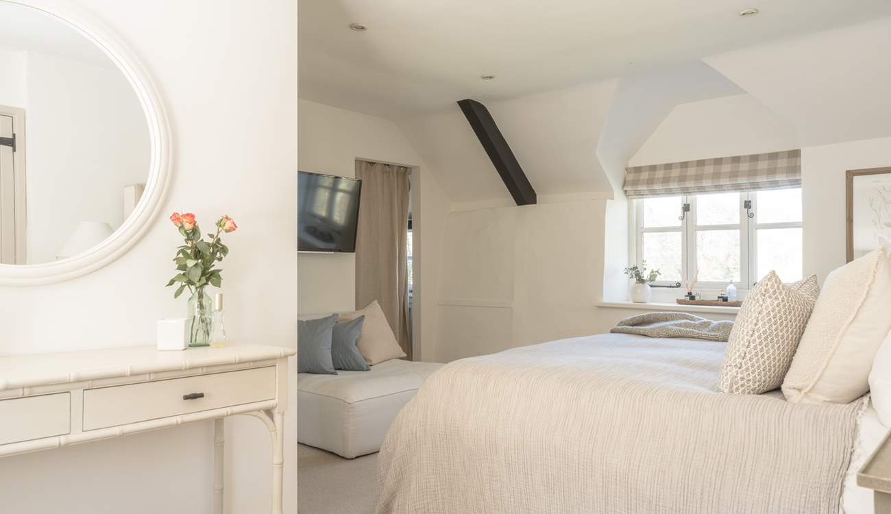 Such a pretty place to prepare for a day out in the Cotswolds. 