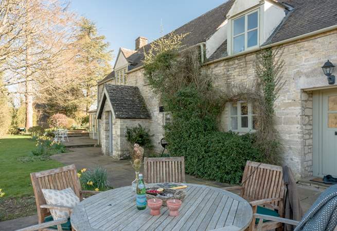 A quintessential Cotswolds cottage with lovely views, stylish interiors and a beautiful garden.