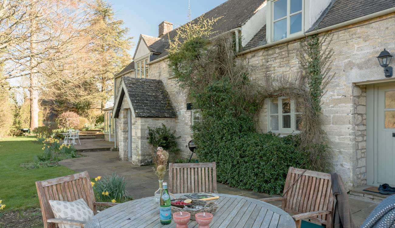 A quintessential Cotswolds cottage with lovely views, stylish interiors and a beautiful garden.