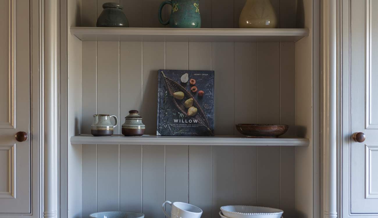 A selection of pottery for your culinary creations. 