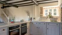 There are even two ovens - superb! 