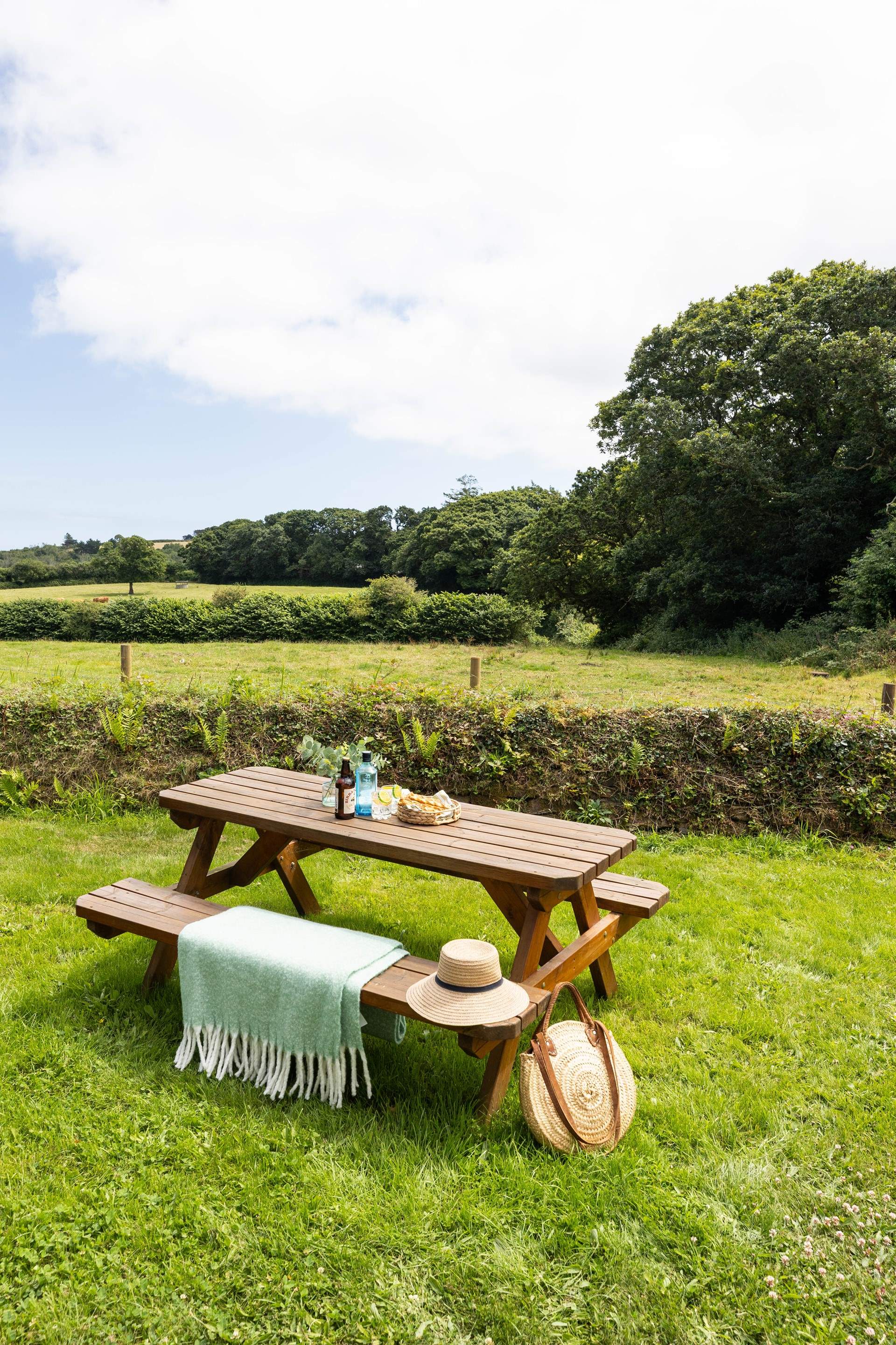 Just you and the cows for neighbours. 