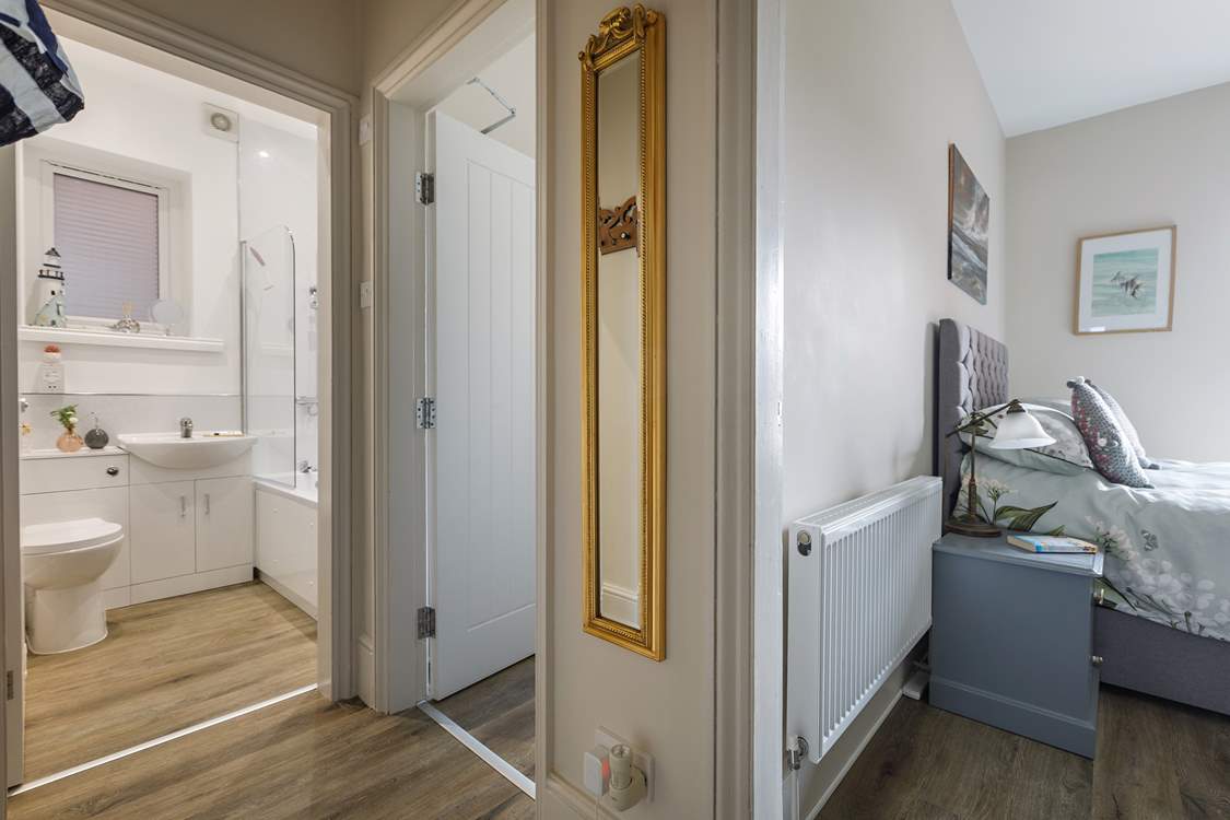 The two double rooms share the lovely bathroom.