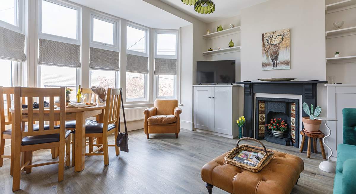 Open plan living with sea glimpses.