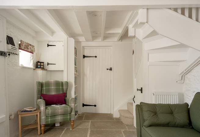 A good book and a cosy chair, perfect !. 