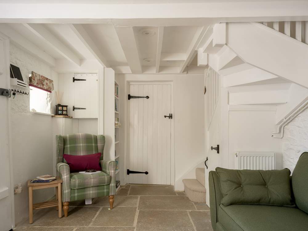 A good book and a cosy chair, perfect !.