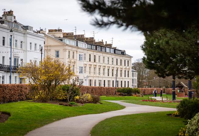 The majestic houses of Filey along the Crescent overlook the gardens and the sea.