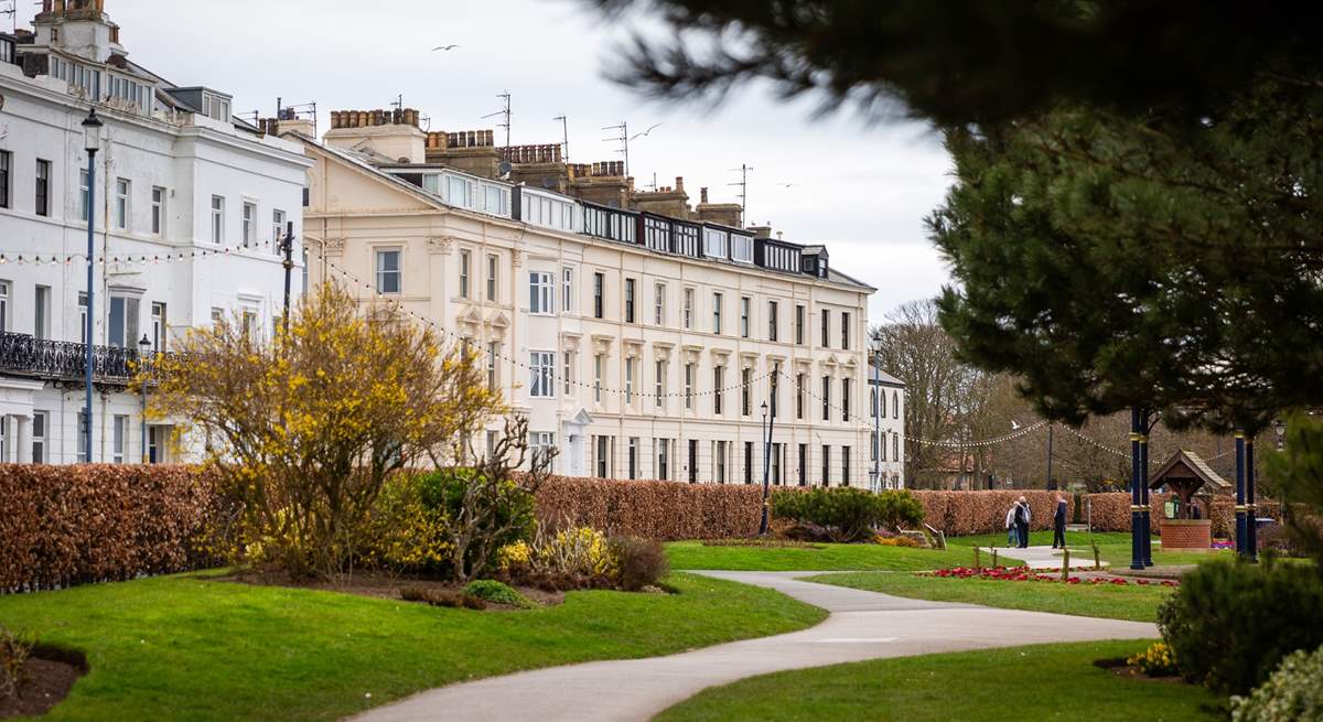 The majestic houses of Filey along the Crescent overlook the gardens and the sea.
