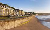 Beach Road in Filey runs parallel to the golden sands. - Thumbnail Image