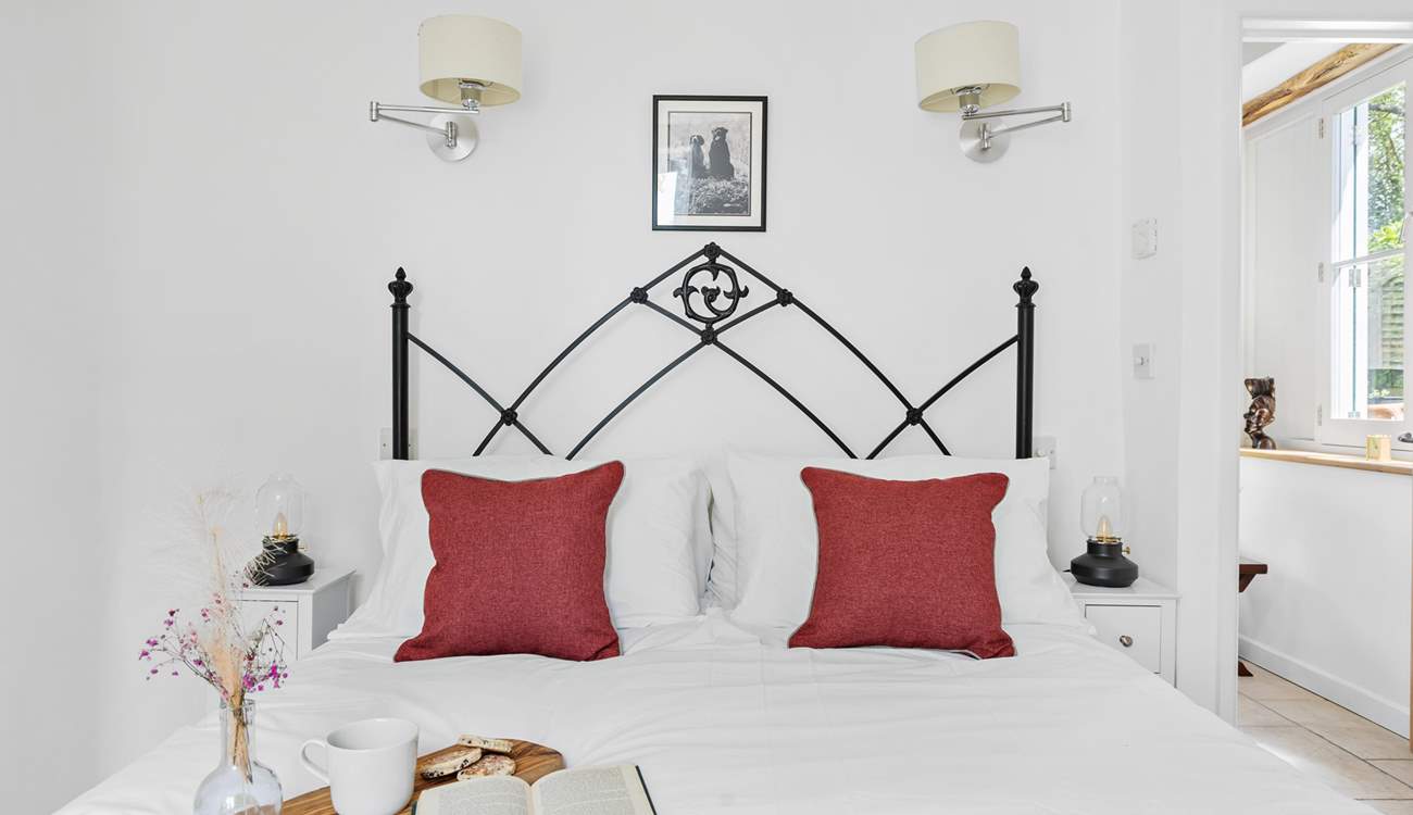 Welcome to bedroom 1, located on the ground floor, boasting this fabulous king-sized bed.