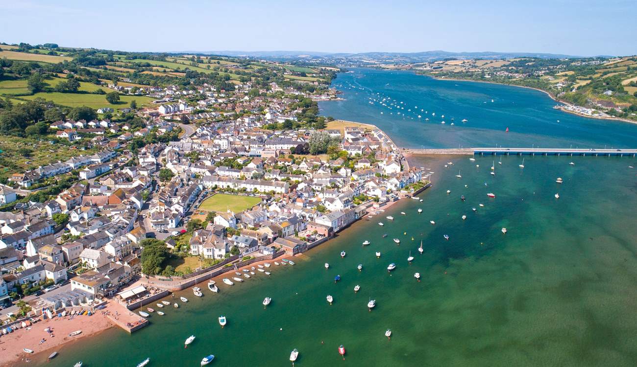 If the coast is calling, there are plenty of beaches to choose from. Here you have Shaldon to left of the estuary and the traditional seaside town of Teignmouth on your right.