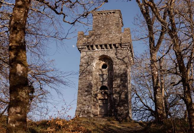Climb the short trail to the summit and Lady Margaret’s Tower for spectacular views over Loch Linnhe, Loch Etive and the Isle of Mull.
