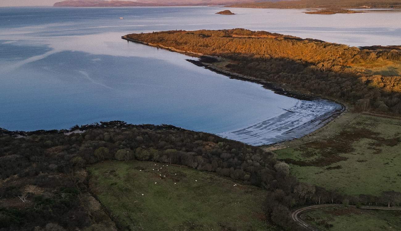 This aerial image shows how close Na Mara is to the private beach. 
