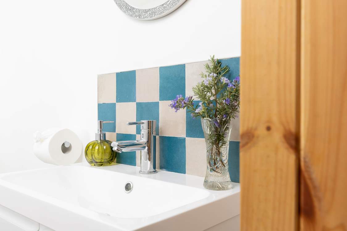 The downstairs cloakroom.