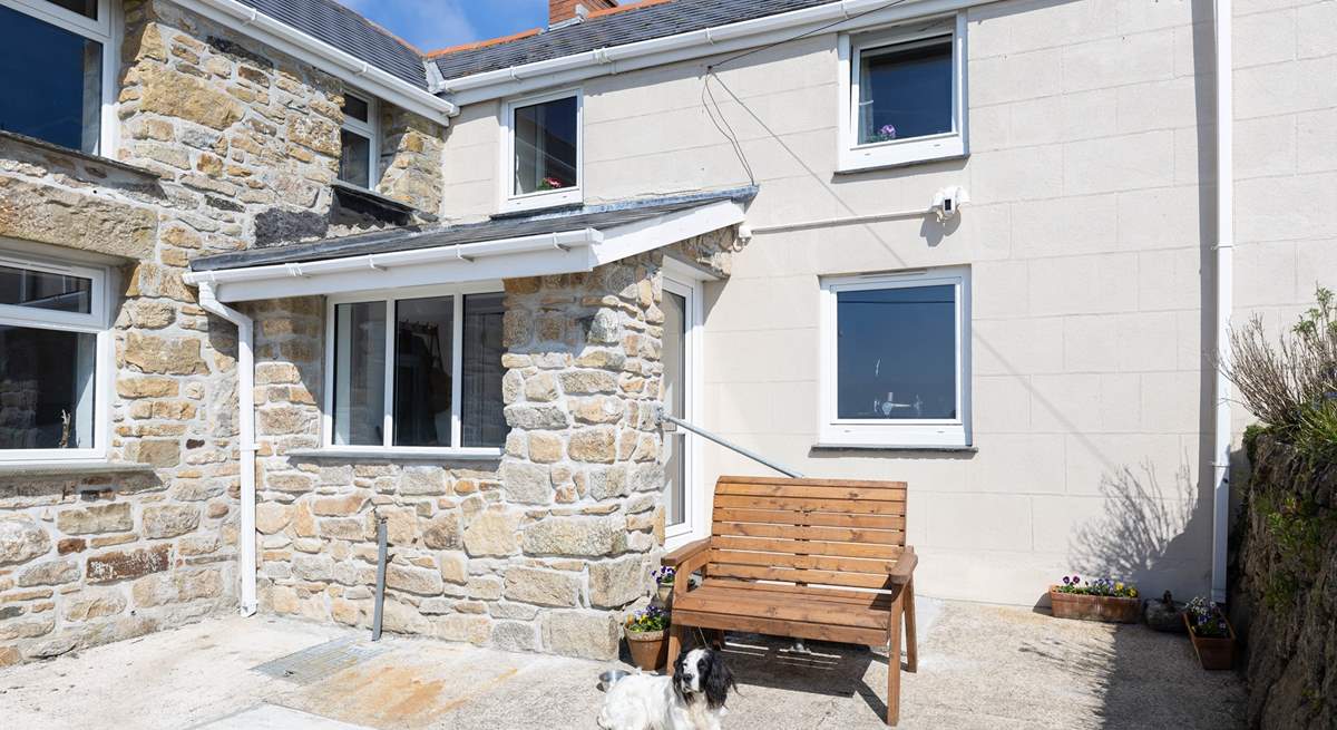Welcome to Garris Farmhouse. A charming newly renovated cottage sleeping four guests.