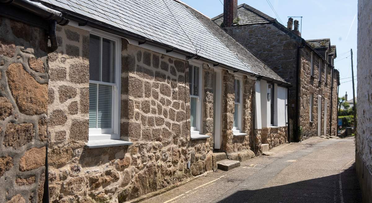The front of the cottage leads onto a quiet lane although cars do pass through. You can off load your luggage at the top of this lane and park in a nearby car park.