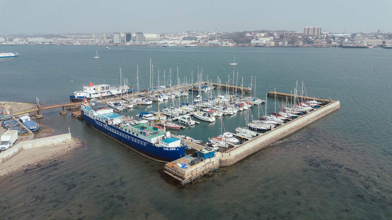 Situated in the idyllic Torpoint Harbour.