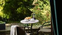 Breakfast in nature.