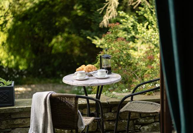 Breakfast in nature.