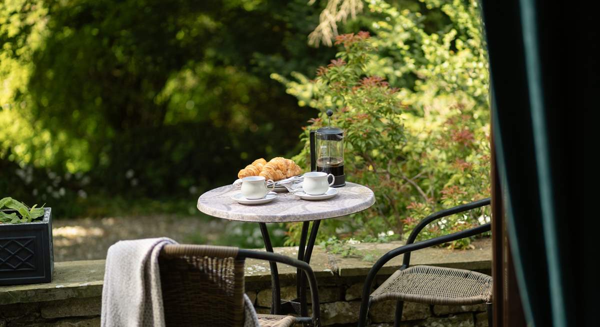 Breakfast in nature.