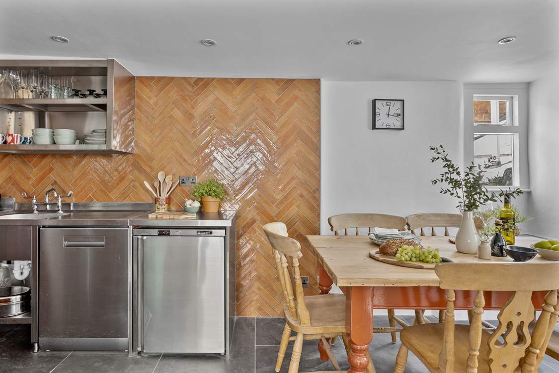 The kitchen has all you need to get culinary creative.