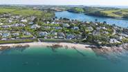 Summers is just across the road from Summers beach with crystal clear waters perfect for swimming and beach days.