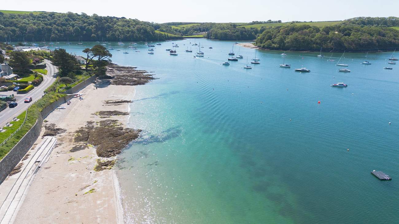 Place Manor is across the estuary and a seasonal passenger ferry can take you there from the harbour.