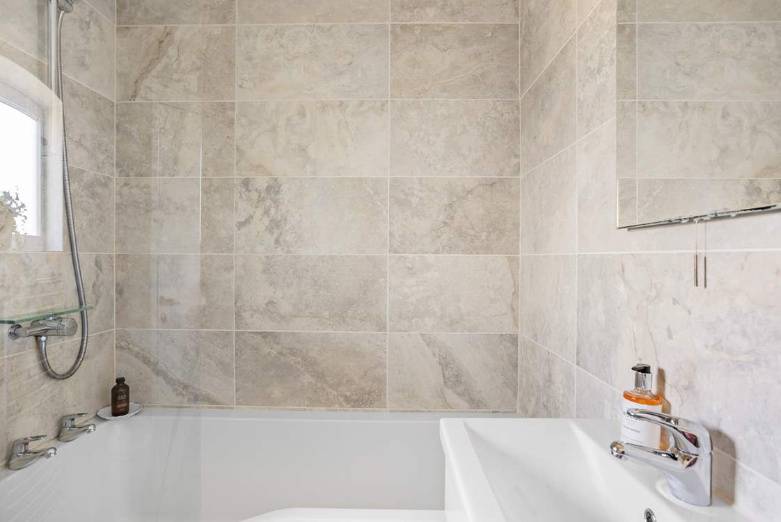 The en suite bathroom to bedroom 1.