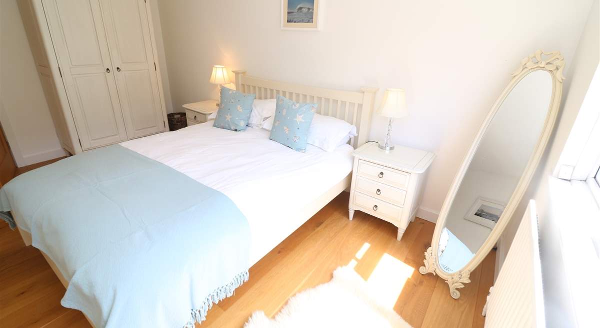 There is a double bedroom and a twin room on the ground floor. 
