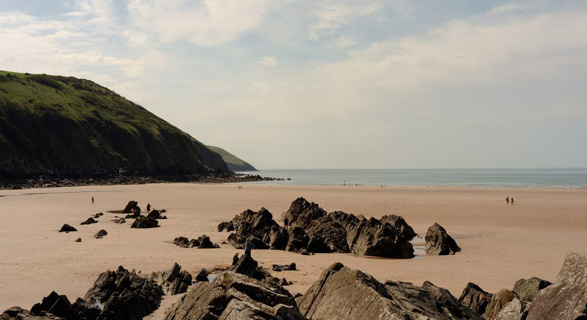 Families will enjoy miles of sandy beach here. 