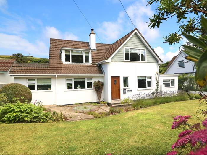White Sands, Sleeps 10 in Croyde