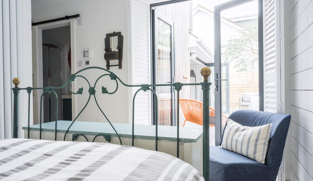 As the morning calls push open the door and enjoy the dawn chorus.