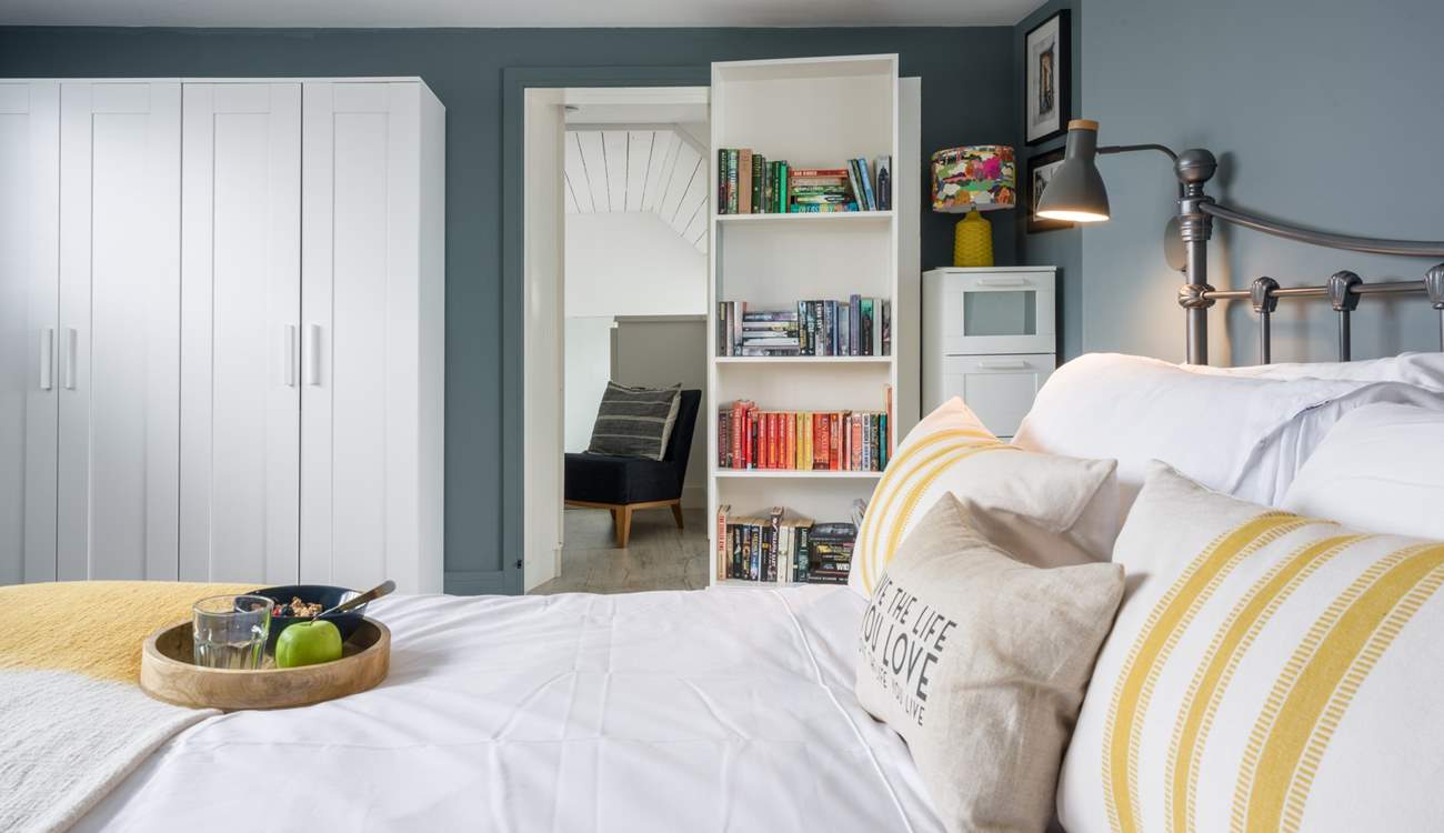 Just the perfect setting to enjoy a suite like bedroom experience.