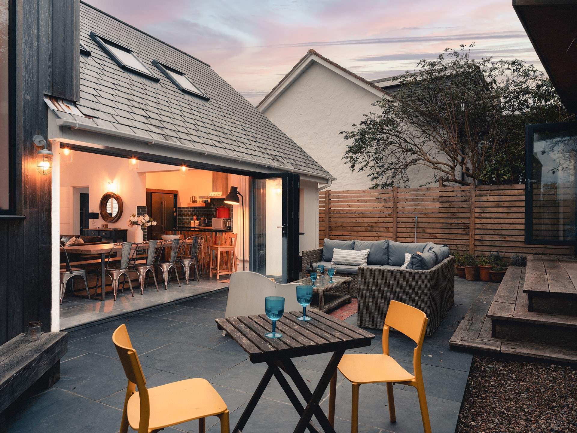 The outside links seamlessly with the inside.