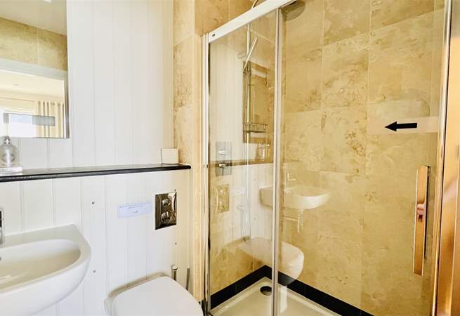 Bedrooms 1 and 3 have en suite facilities. 