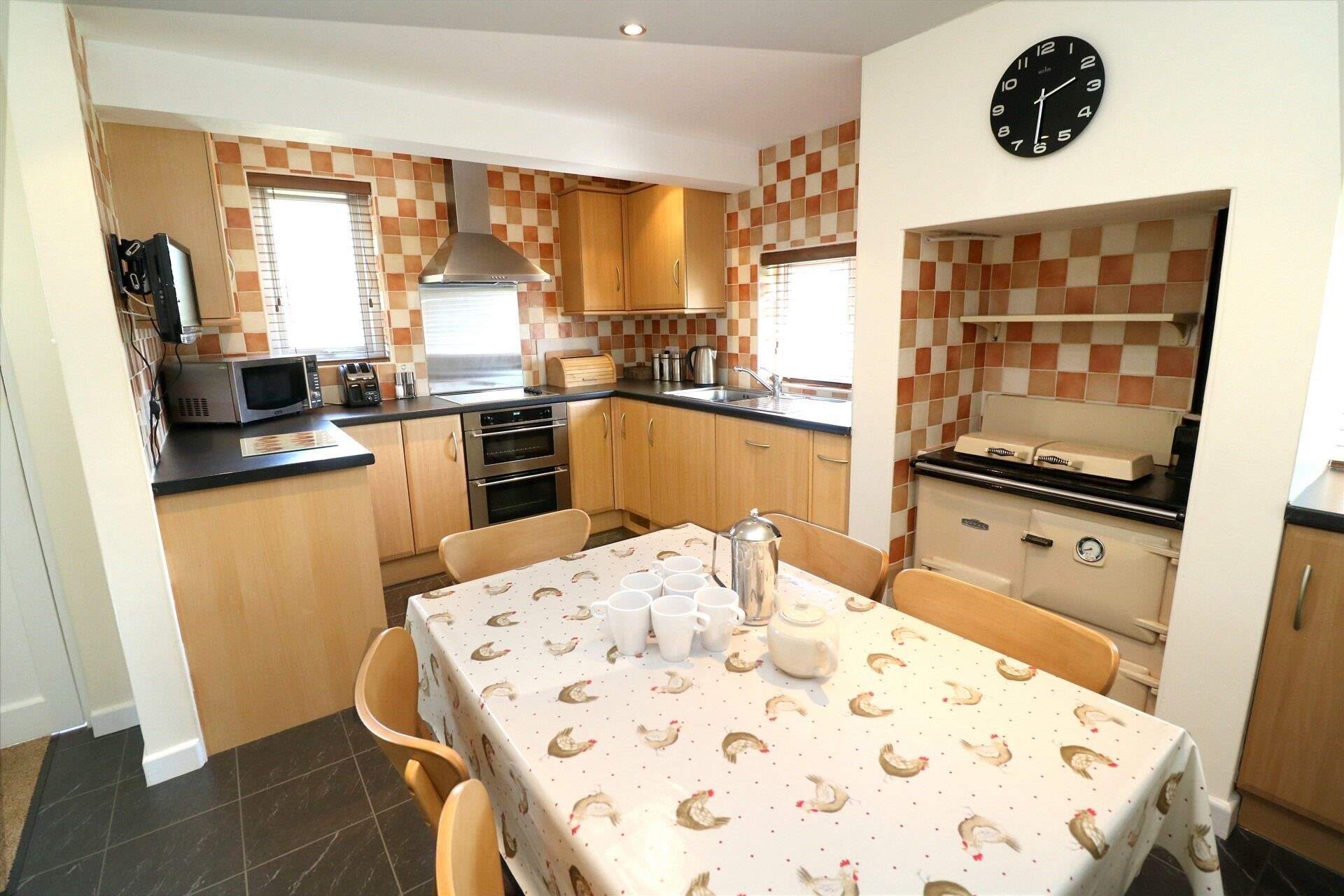 The kitchen/diner has all you need to cook a holiday meal. 