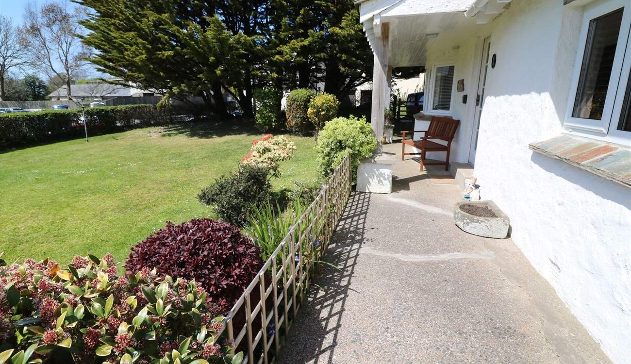 Enjoy the gardens throughout the year. 