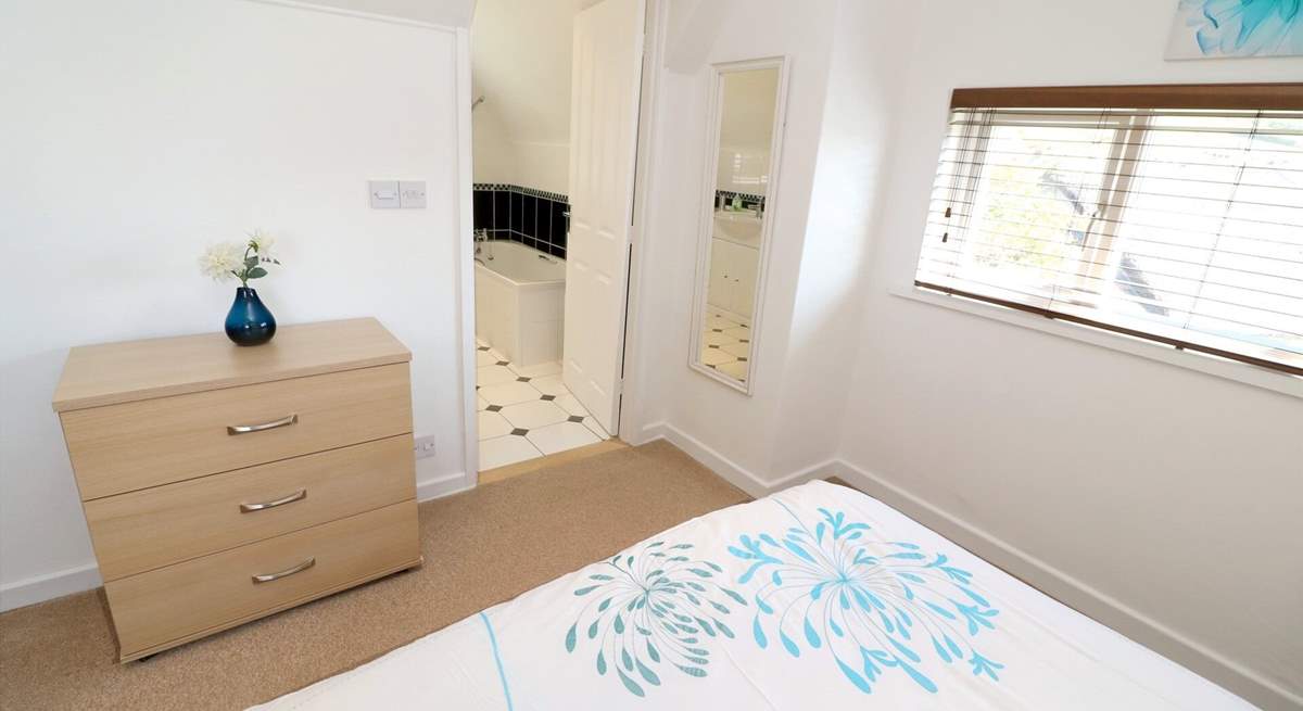 Bedroom 3 on the first floor has a 'zip and link' bed so you can choose either twin beds or a super-king size double bed.