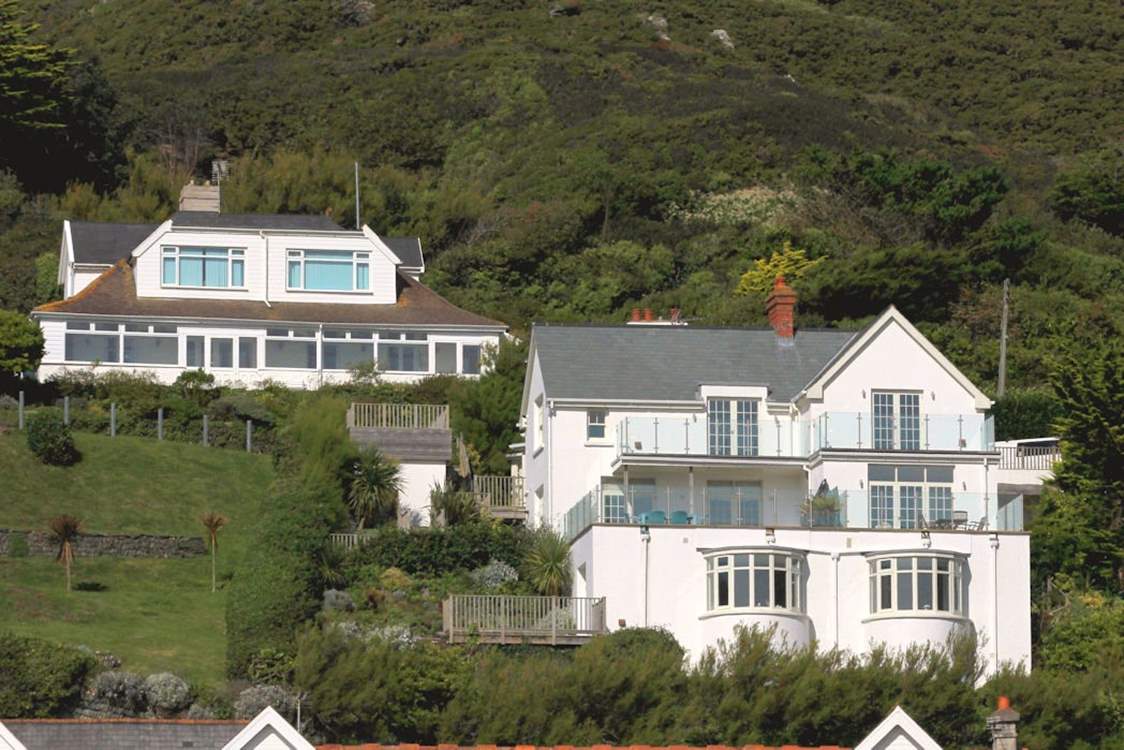 3 Gull Rock is in a commanding position overlooking Woolacombe Bay.