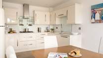 The open plan set up means that the chef is part of the conversations.