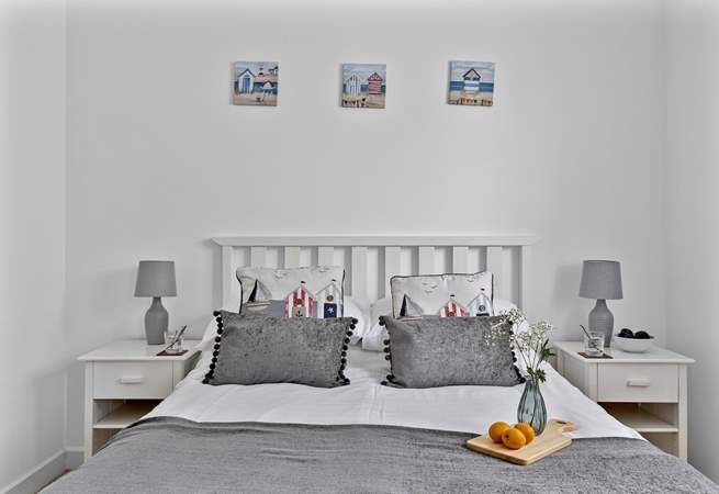 The cute ground floor  en suite double room.