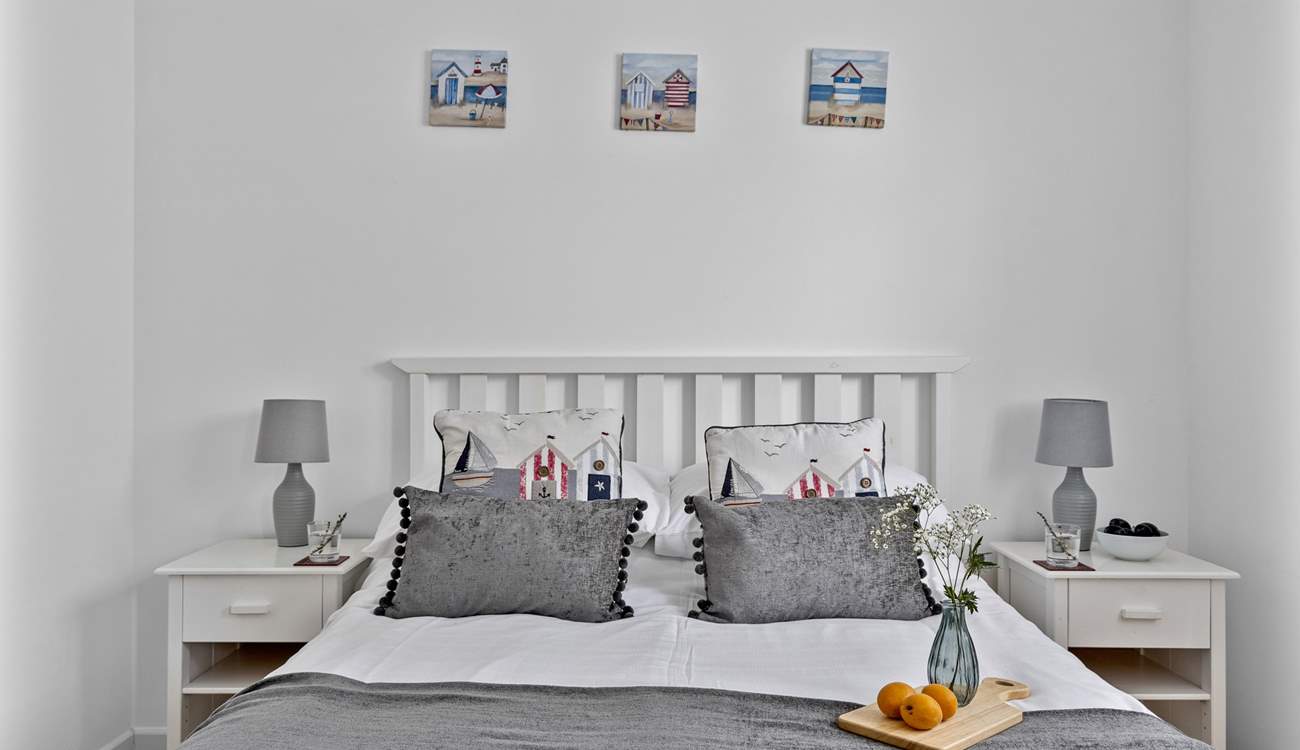 The cute ground floor  en suite double room.