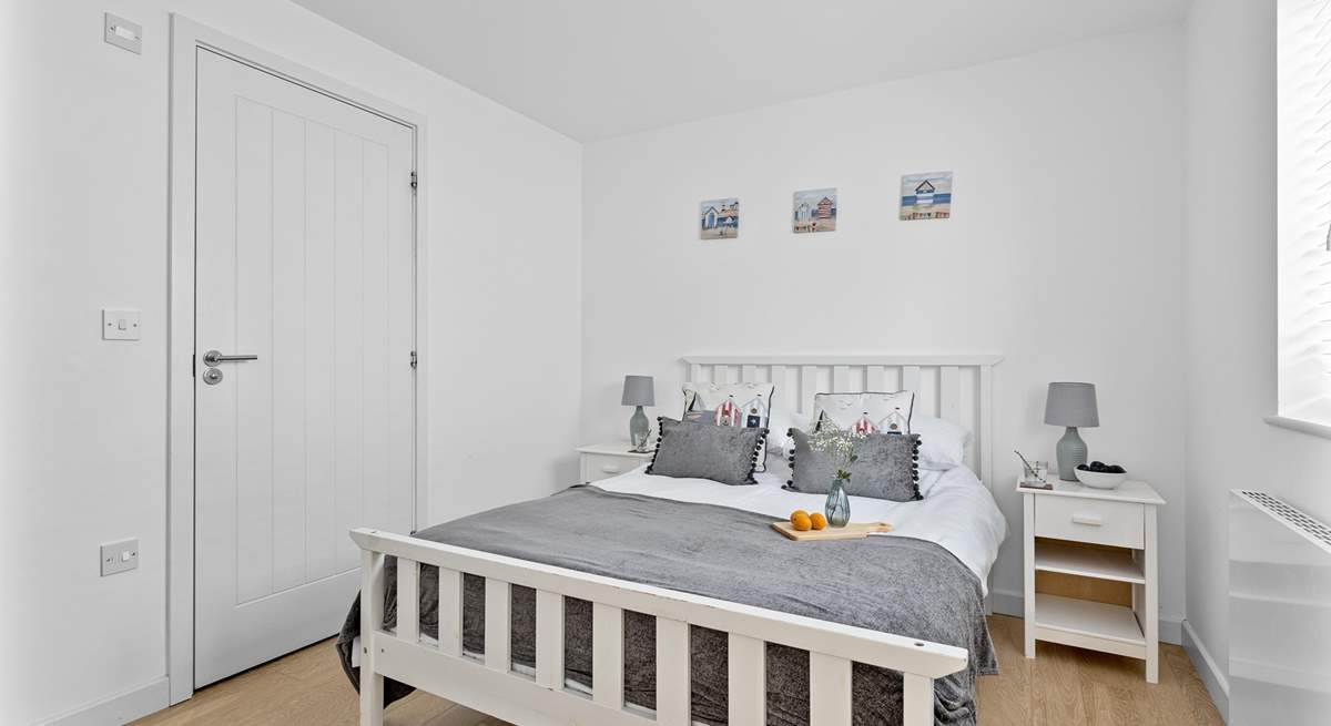 The ground floor en suite double bedroom.