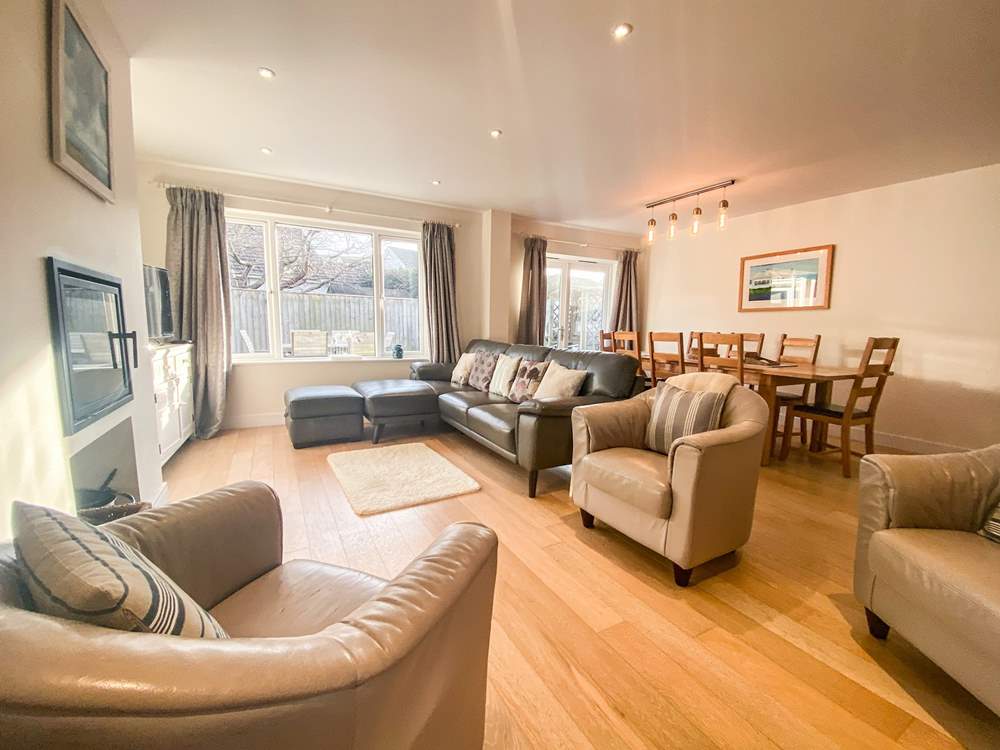 The sitting-area has a wood-burner to keep you warm whatever the weather.