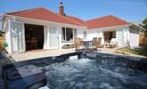 Welcome to Offshore, a charming holiday home in Croyde.  - Thumbnail Image